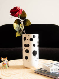 vase dalmatien noir et blanc de décoration d'intérieur